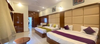 New Crown Plaza