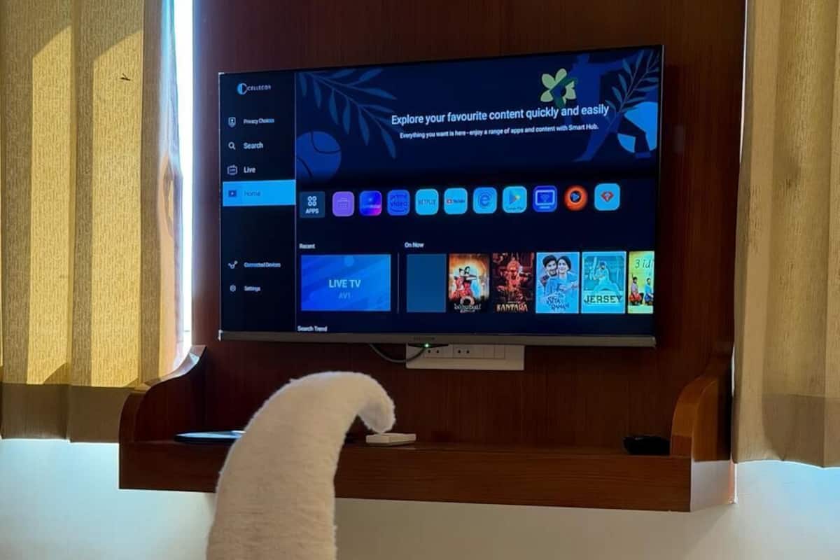 Deluxe Double Room, Balcony | Desk