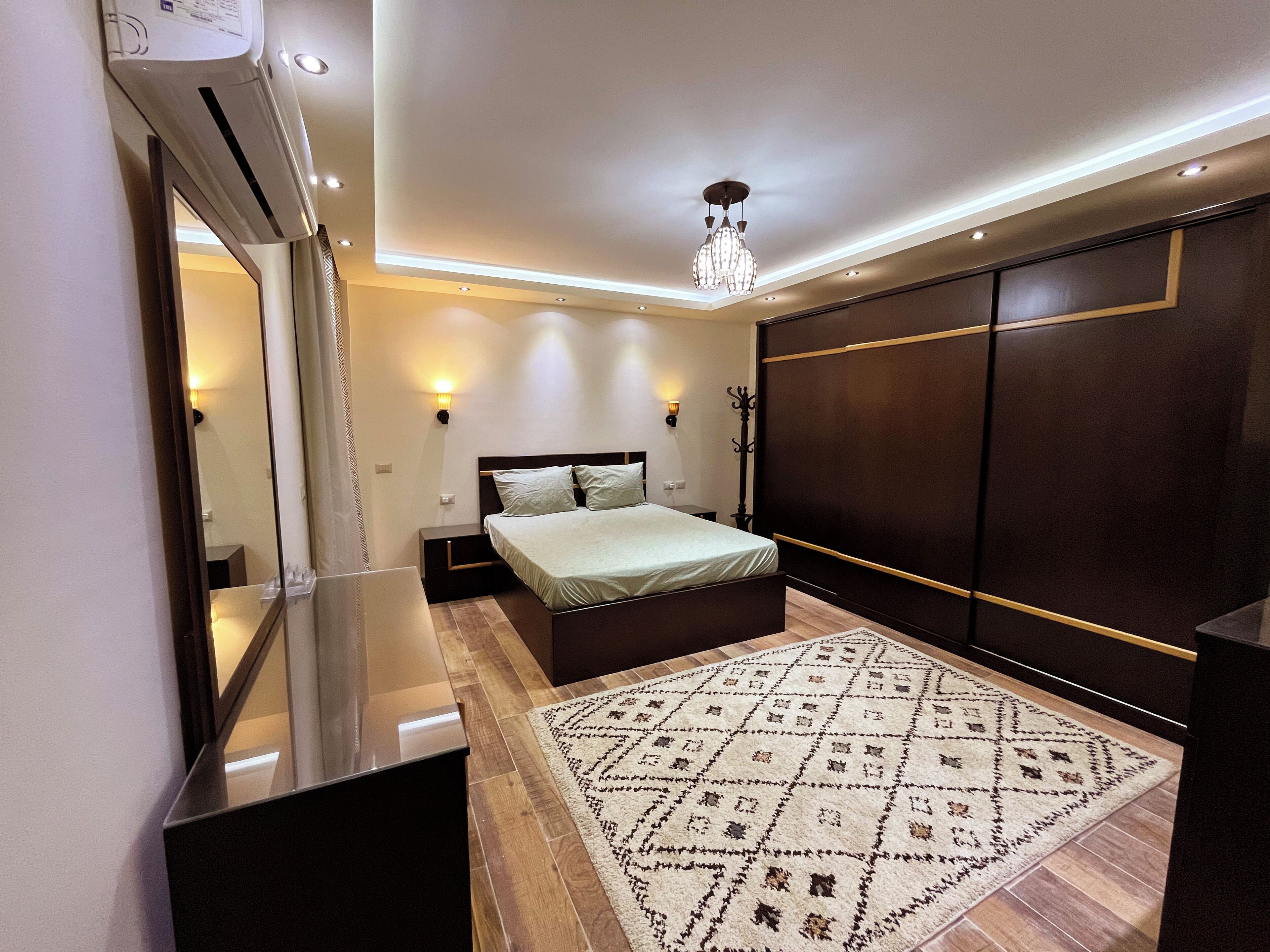 2 bedrooms, desk, iron/ironing board, free WiFi