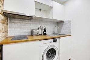 Apartment | Private kitchen