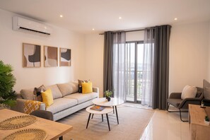 Living area - One bedroom Luxury @ Loxwood…..Enjoy! (Accra)