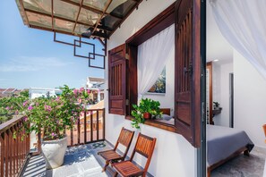 Deluxe Double Room | Terrace/patio - AuLac Hoian Homestay (Hoi An)
