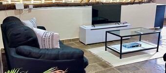 3-bedroom villa in enchanting Diani Beach with AC