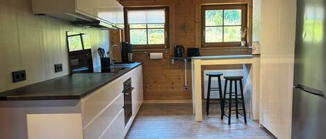 Frigorífic, forn, placa de cuina i rentaplats