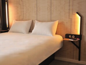 Classic Double Room | Iron/ironing board, free WiFi - BB HOTEL Carcassonne Rocadest La Cite (Carcassonne)