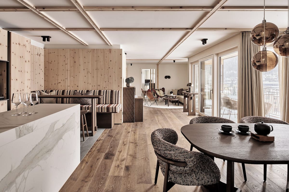 Desk, laptop workspace, free cribs/infant beds, free WiFi