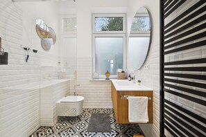 Luokittelematon kuva, 4 kautta 19, painike