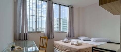 1 bedroom, WiFi, bed sheets