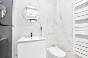 アパートメント | バスルーム | ヘアドライヤー、タオル、シャンプー