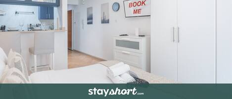 Fer et planche à repasser, Wi-Fi, draps fournis