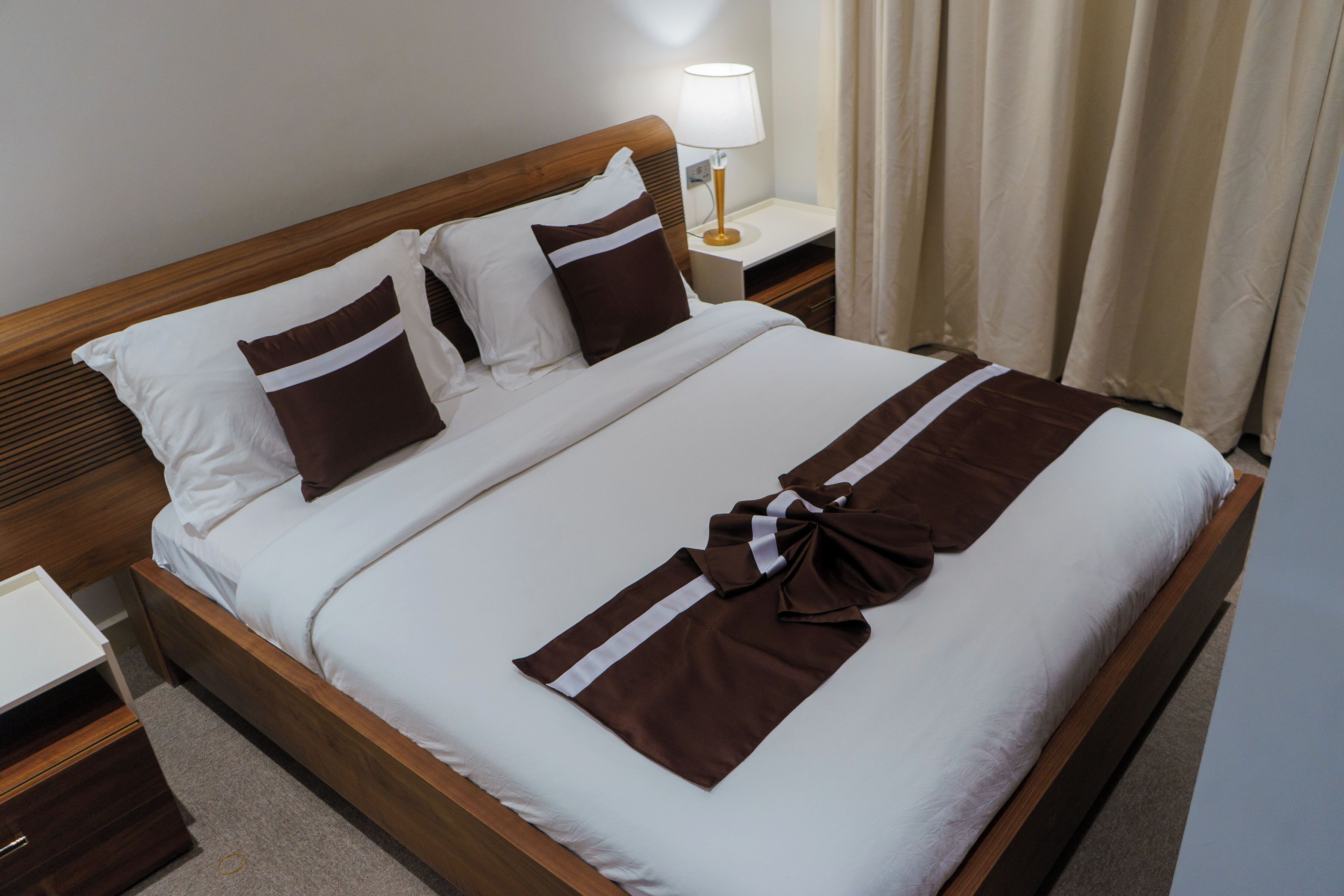 Executive Double Room, 1 King Bed, Kitchen, Ground Floor | Laptop workspace, iron/ironing board, free WiFi