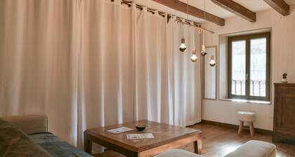 Nature & Calm Between Two Lakes