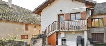 Naturaleza y tranquilidad entre dos lagos