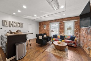 TV, offices