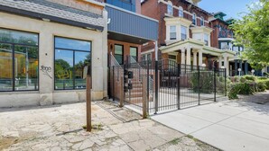 Apartment (2 Bedrooms) | Interior - Penthouse Condo w/ Rooftop Deck in Philadelphia! (Philadelphia)