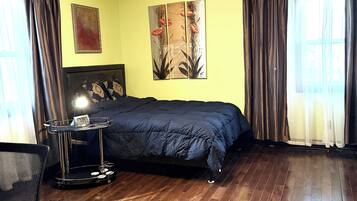 3 chambres, coffres-forts dans les chambres, bureau