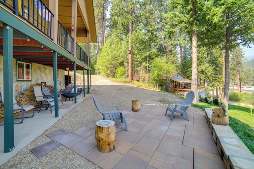 Mtn-view Oasis w/ Pool Access in Garden Valley