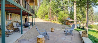 Mtn-view Oasis w/ Pool Access in Garden Valley