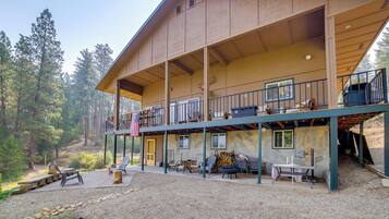 House (4 Bedrooms) | Front of property