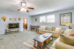 House (3 Bedrooms) | Front of property - 1 Mi to Sands Beach: Walkable Island Home w/ Yard! (Port Royal)