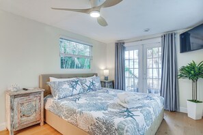 House (2 Bedrooms) | Interior - Walk to Beach: Treasure Island Gem w/ Golf Cart! (Treasure Island)