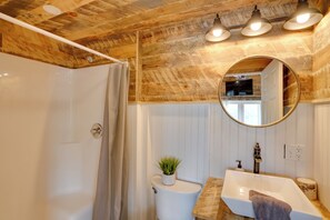 House (0 Bedroom) | Interior - Cozy Cabin on Crooked Lake: Swim, Kayak & Explore! (Averill Park)