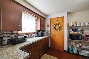 House (2 Bedrooms) | Bahagian dalam