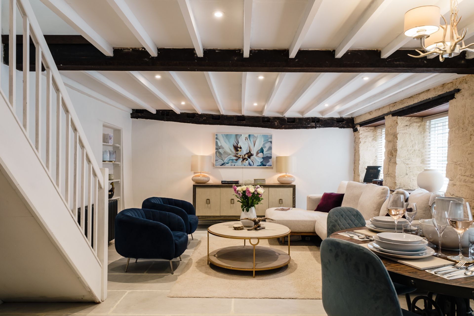 Beautifully Presented Dog Friendly - College Cottage - Burford