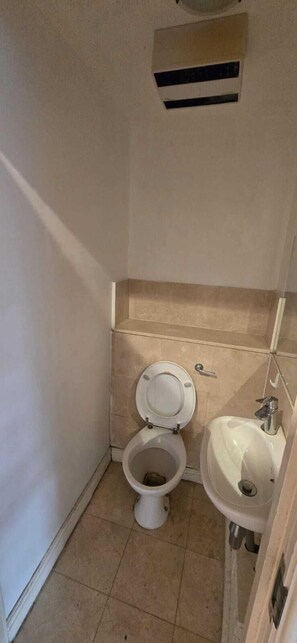Appartamento familiare, bagno privato | Bagno | Asciugacapelli, asciugamani, sapone, shampoo