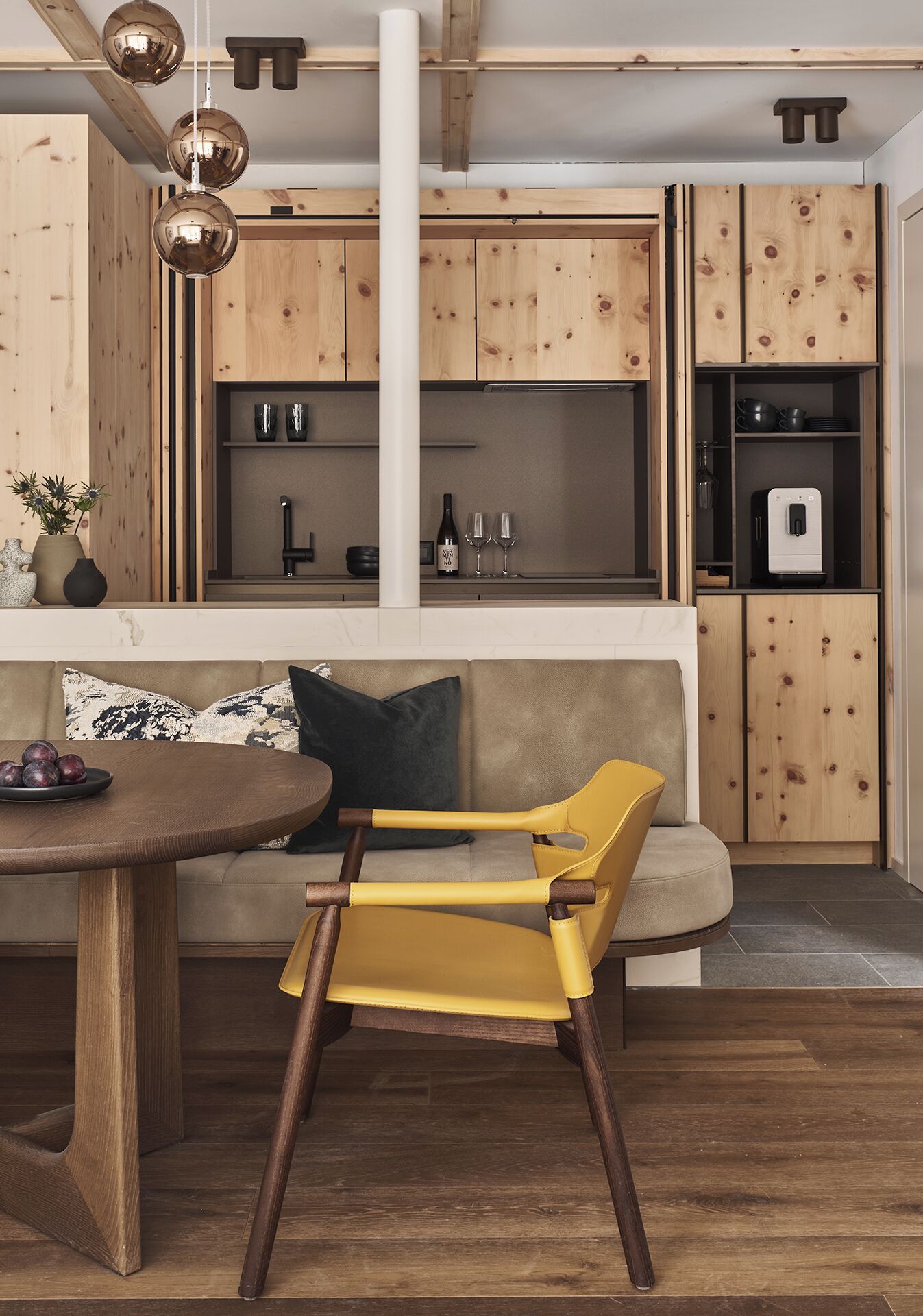 Suite, 1 Bedroom | In-room safe, desk, laptop workspace, soundproofing