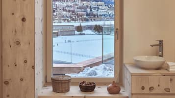 Bastu, bubbelpool och ångbastu