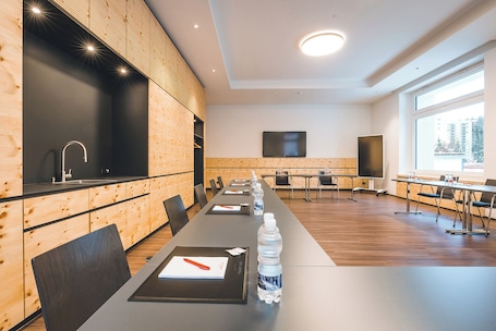 Meeting facility. The Suites