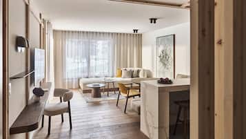 Suite, 2 Bedrooms | Private kitchen | Espresso maker, coffee/tea maker, dining tables