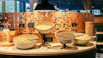 Colazione a buffet inclusa, servita tutte le mattine