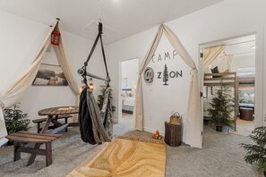 4 bedrooms, desk, iron/ironing board, travel cot