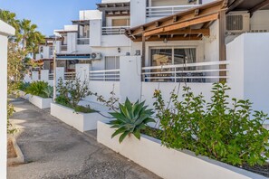 Exterior - Apartment 'Brisa y Mar' with Shared Pool, Private Terrace and Wi-Fi (Calahonda)