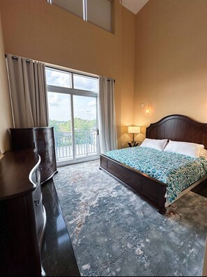 2 bedrooms, iron/ironing board, WiFi