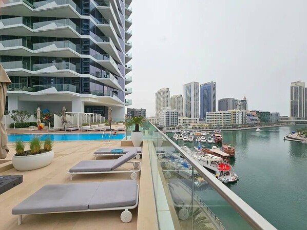 Property grounds - Yachting Vibes in Dubai Marina (Dubai)