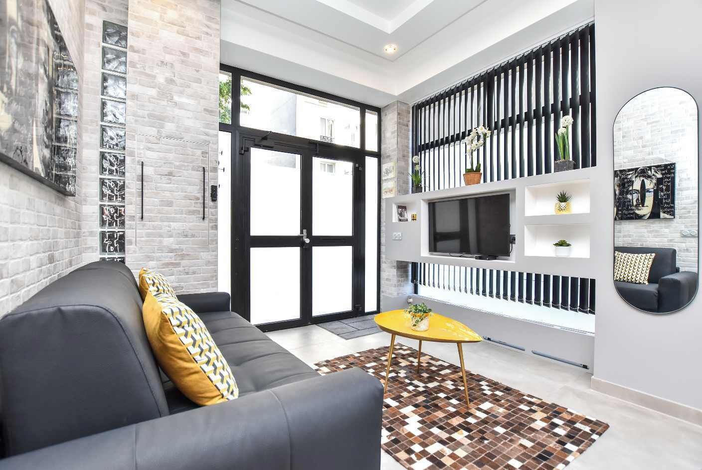 Televisie en een kantoor