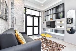 Televisio, työhuone