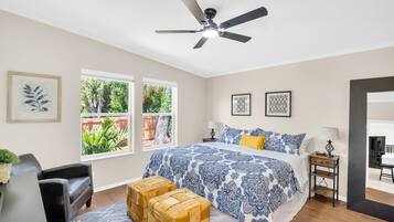 3 habitaciones, tabla de planchar con plancha, wifi y ropa de cama