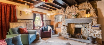 Storeys Cottage -  a holiday cottage that sleeps 4 guests  in 2 bedrooms