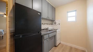 Kamer, 1 kingsize bed, niet-roken | Een strijkplank/strijkijzer, gratis wifi, beddengoed