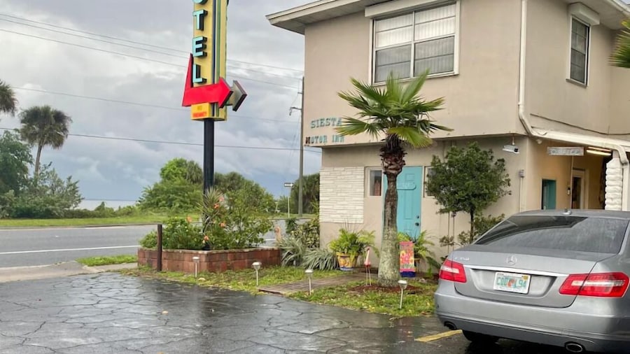 Siesta Motor Inn By Townhouse Kennedy Space Center Titusville I 95