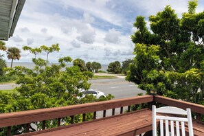 Habitación, 1 cama King size, para no fumadores | Balcón