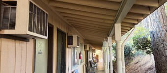 Columbia Inn Motel CA 49