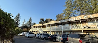 Columbia Inn Motel CA 49