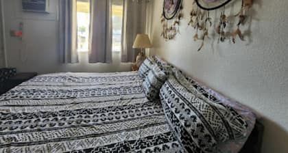 Columbia Inn Motel CA 49