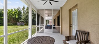 Lakeland Oasis Hot Tub, Lanai & Fire Pit 3 Bedroom Home