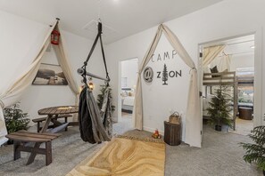 Maison, 4 chambres | Intérieur
